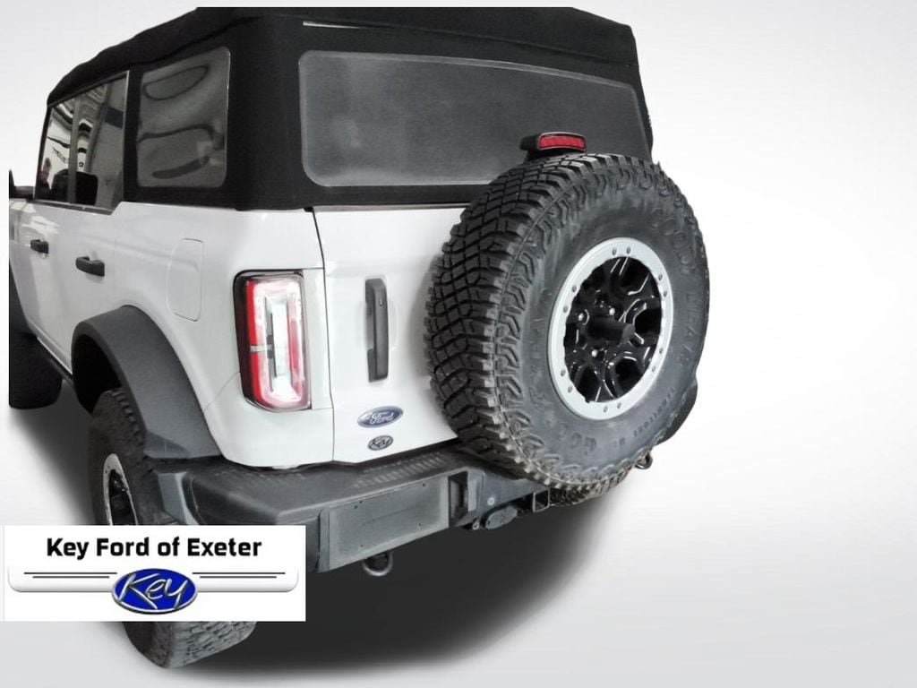 Certified 2023 Ford Bronco Badlands w/ Sasquatch Package AWD/4WD image 11