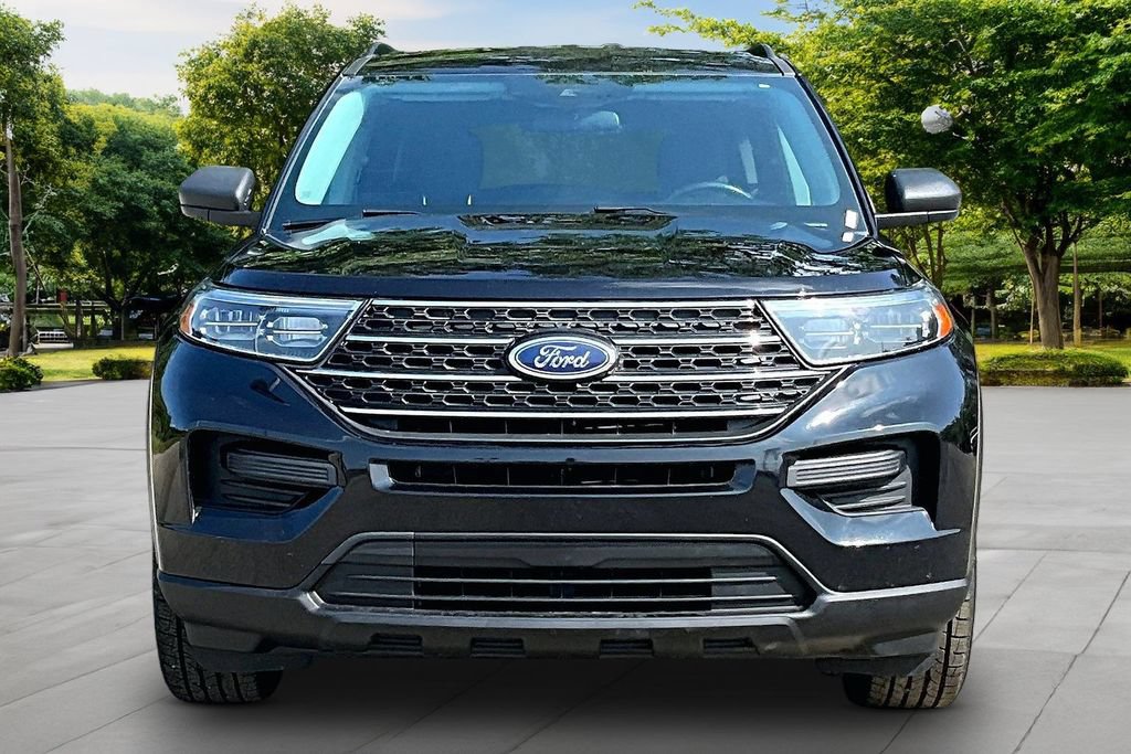Certified 2023 Ford Explorer XLT AWD/4WD image 3