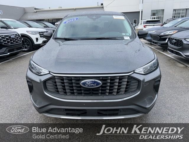 Certified 2025 Ford Escape Active w/ Cold Weather Package image 7