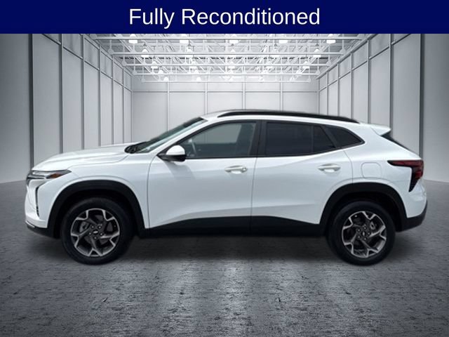 Used 2024 Chevrolet Trax LT FWD image 3