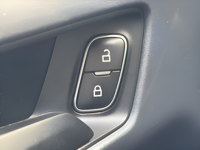 Certified 2021 Ford Bronco Sport AWD/4WD image 10