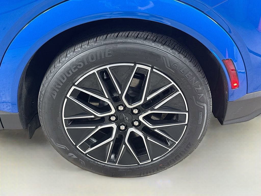 Certified 2025 Ford Mustang Mach-E Premium image 32