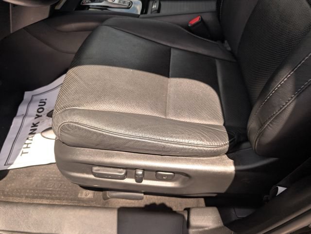 Used 2021 Honda Pilot Elite image 22