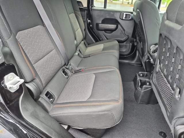 Used 2022 Jeep Gladiator Mojave w/ Cold Weather Group AWD/4WD image 33