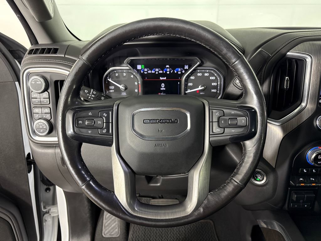 Used 2020 GMC Sierra 1500 Denali w/ Denali Ultimate Package AWD/4WD image 16