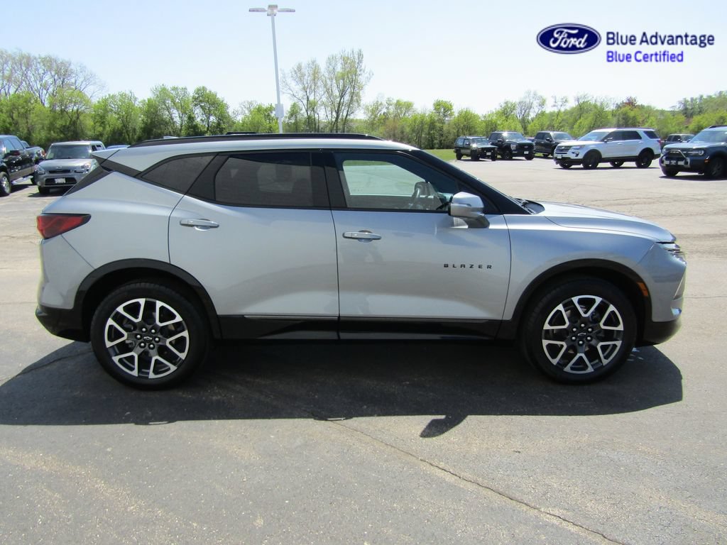 Used 2024 Chevrolet Blazer RS w/ Enhanced Convenience Package AWD/4WD image 9