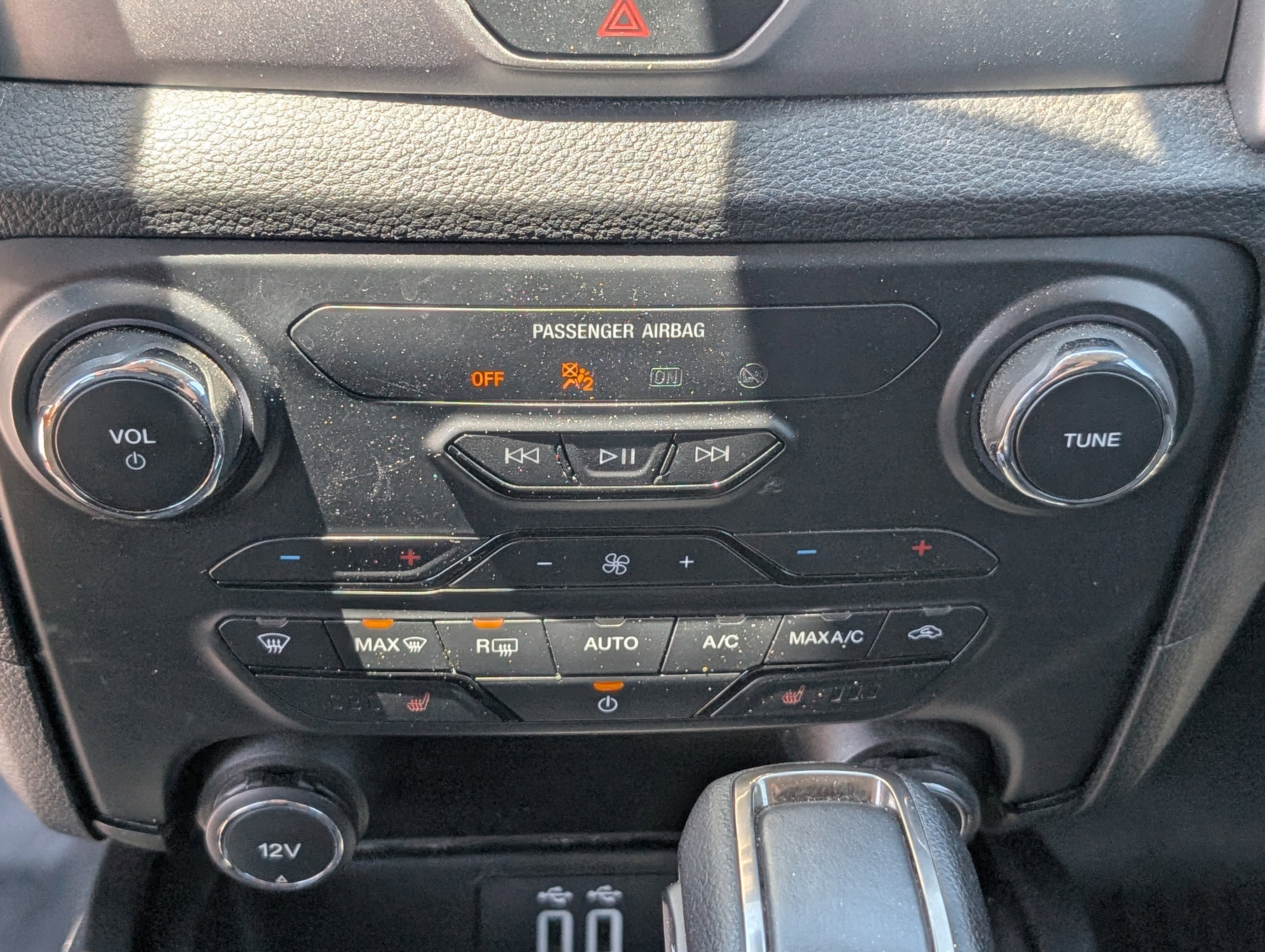 Certified 2019 Ford Ranger XLT w/ Equipment Group 302A Luxury AWD/4WD image 29