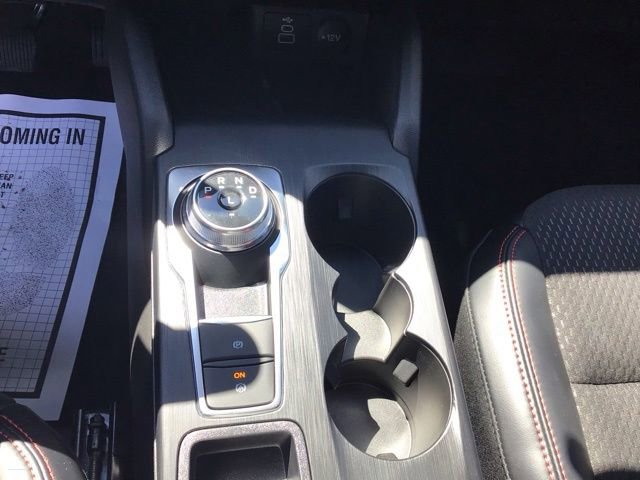 Certified 2025 Ford Escape ST-Line Elite w/ Class II Trailer Tow Package AWD/4WD image 17