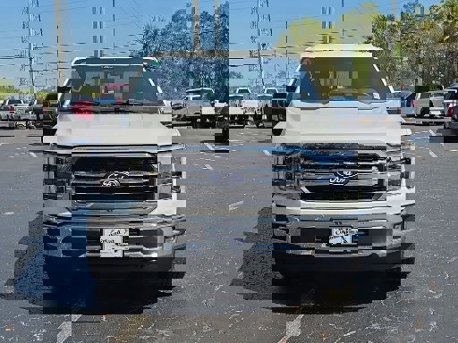 Certified 2025 Ford F150 Lariat w/ Equipment Group 501A Mid image 9