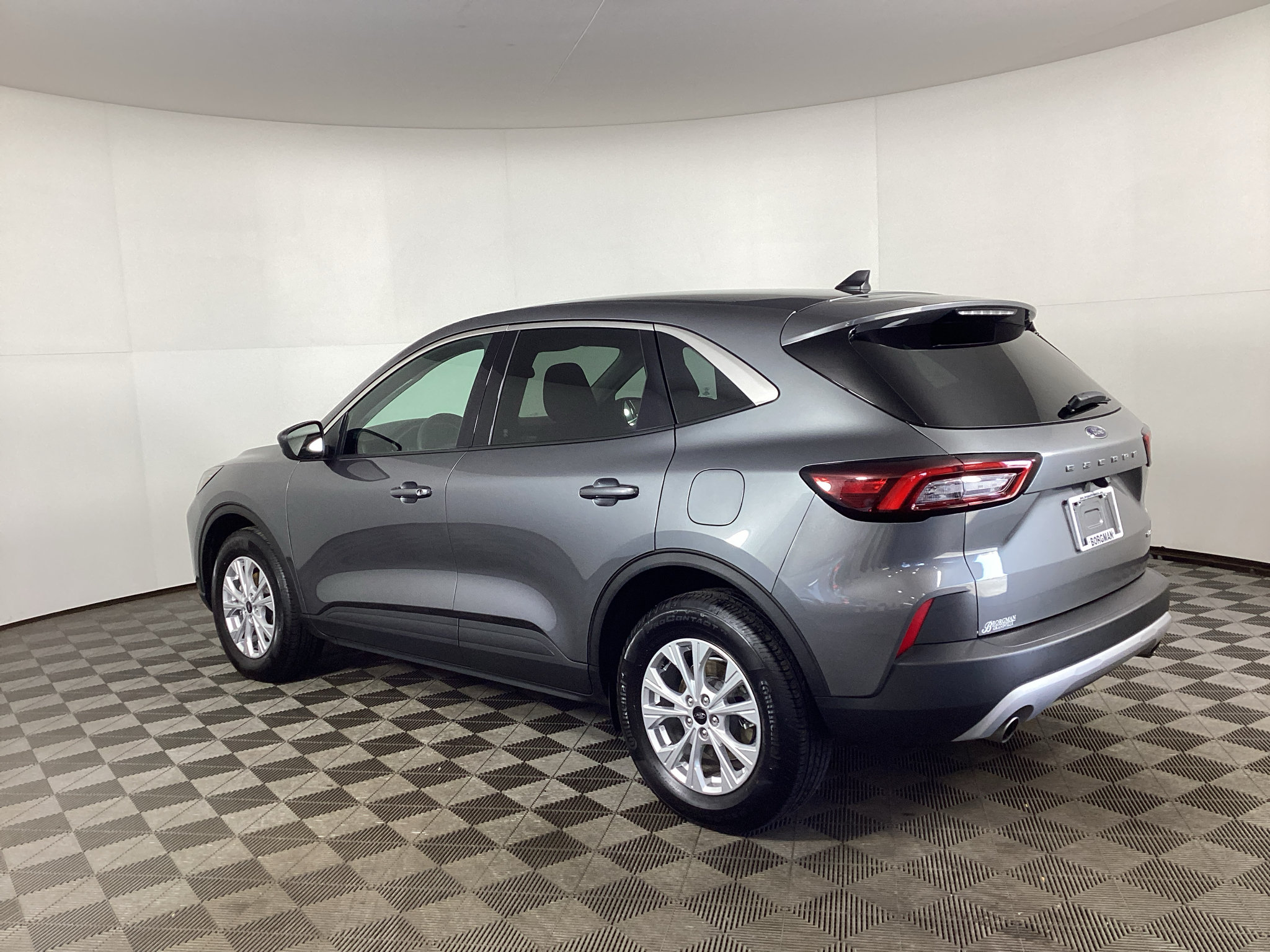 Certified 2023 Ford Escape Active AWD/4WD image 4