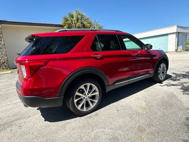 Certified 2022 Ford Explorer Platinum w/ Technology Package AWD/4WD image 5