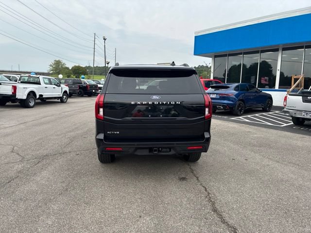 Certified 2025 Ford Expedition Active AWD/4WD image 28