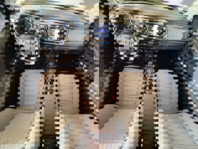 Used 2023 Toyota Tacoma SR5 AWD/4WD image 12