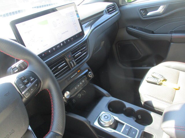 Certified 2024 Ford Escape ST-Line w/ Tech Pack #1 AWD/4WD image 30