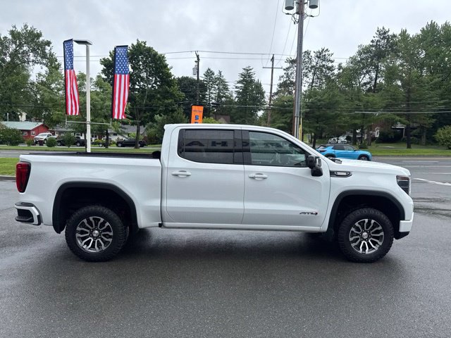 Used 2023 GMC Sierra 1500 AT4 w/ AT4 Premium Package AWD/4WD image 6