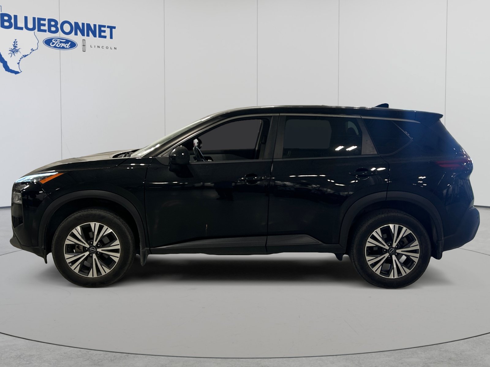Used 2023 Nissan Rogue SV AWD/4WD image 8
