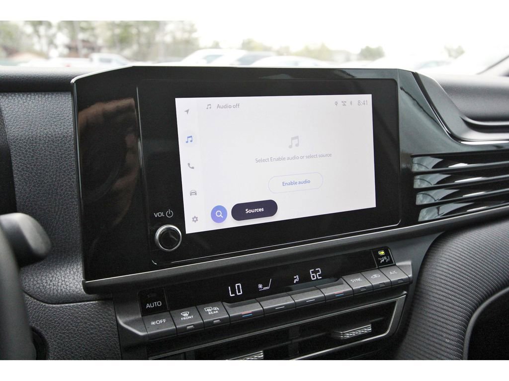 Used 2025 Toyota Camry SE w/ Convenience Package image 22