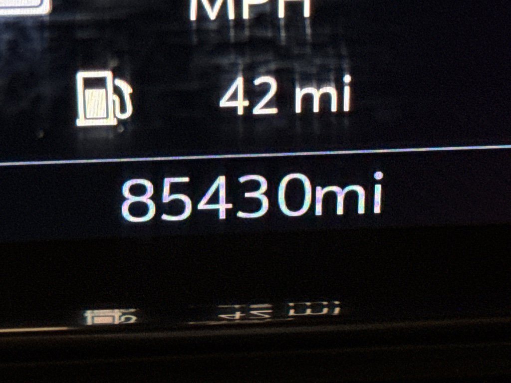 Used 2021 GMC Yukon XL Denali w/ Denali Ultimate Package image 19