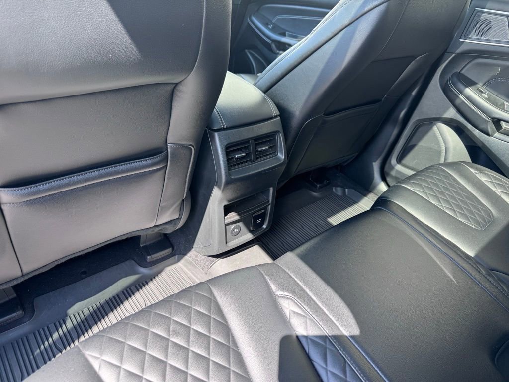 Certified 2023 Ford Edge Titanium AWD/4WD image 22