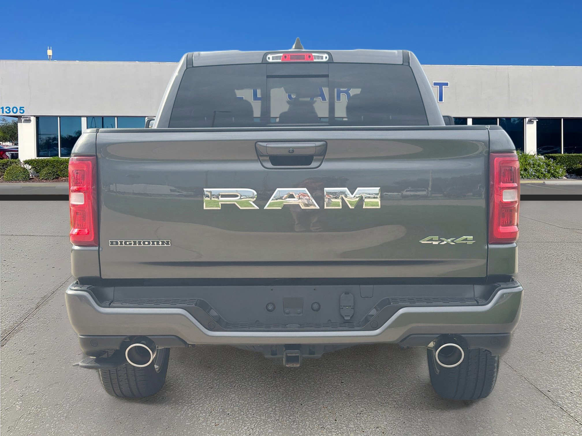 Used 2025 RAM 1500 Big Horn AWD/4WD image 7
