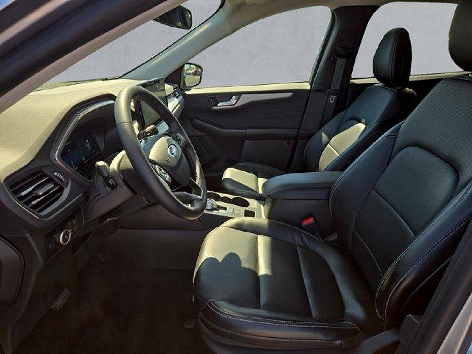 Certified 2023 Ford Escape Platinum AWD/4WD image 11