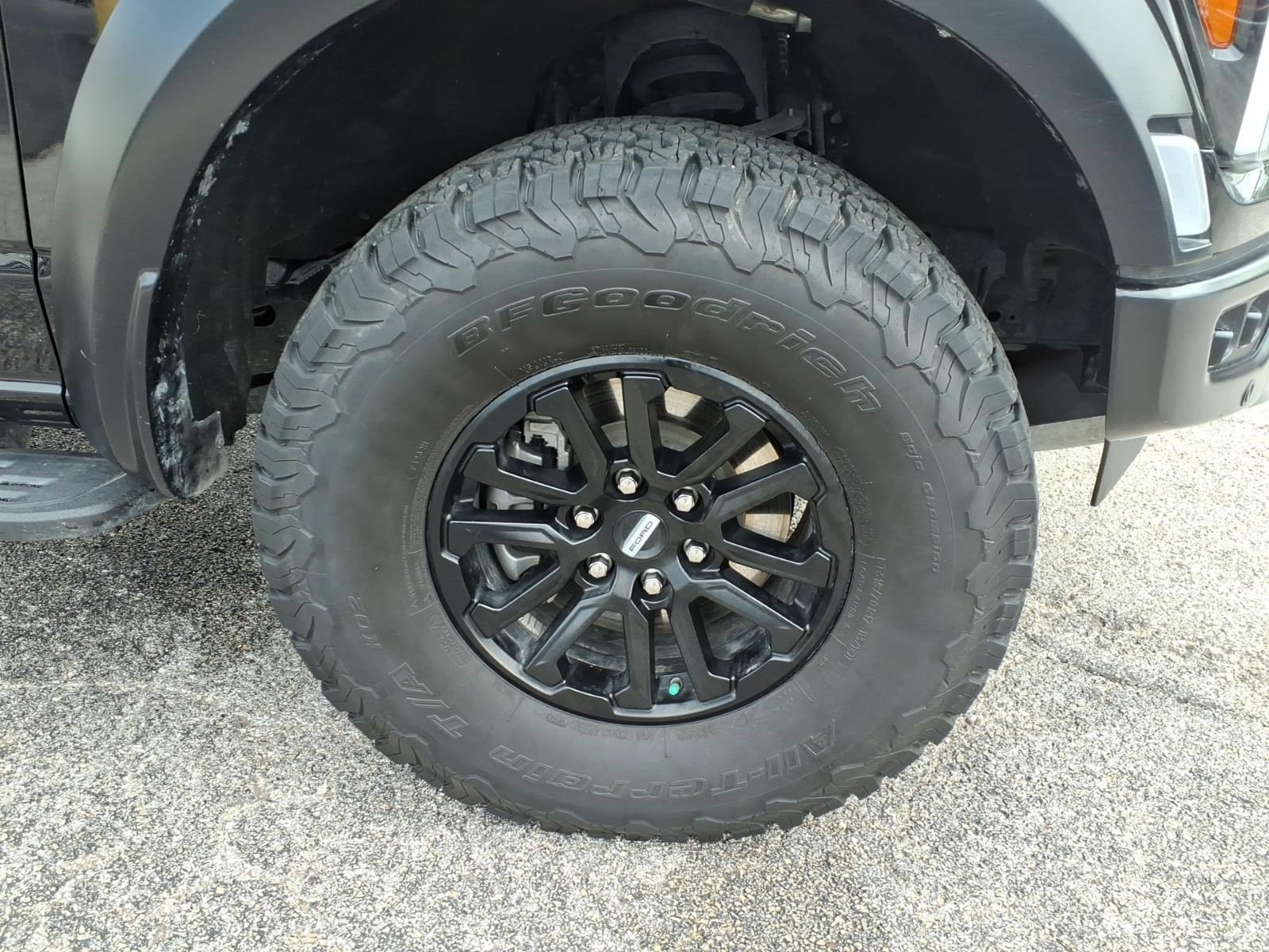 Certified 2025 Ford F150 Raptor AWD/4WD image 9