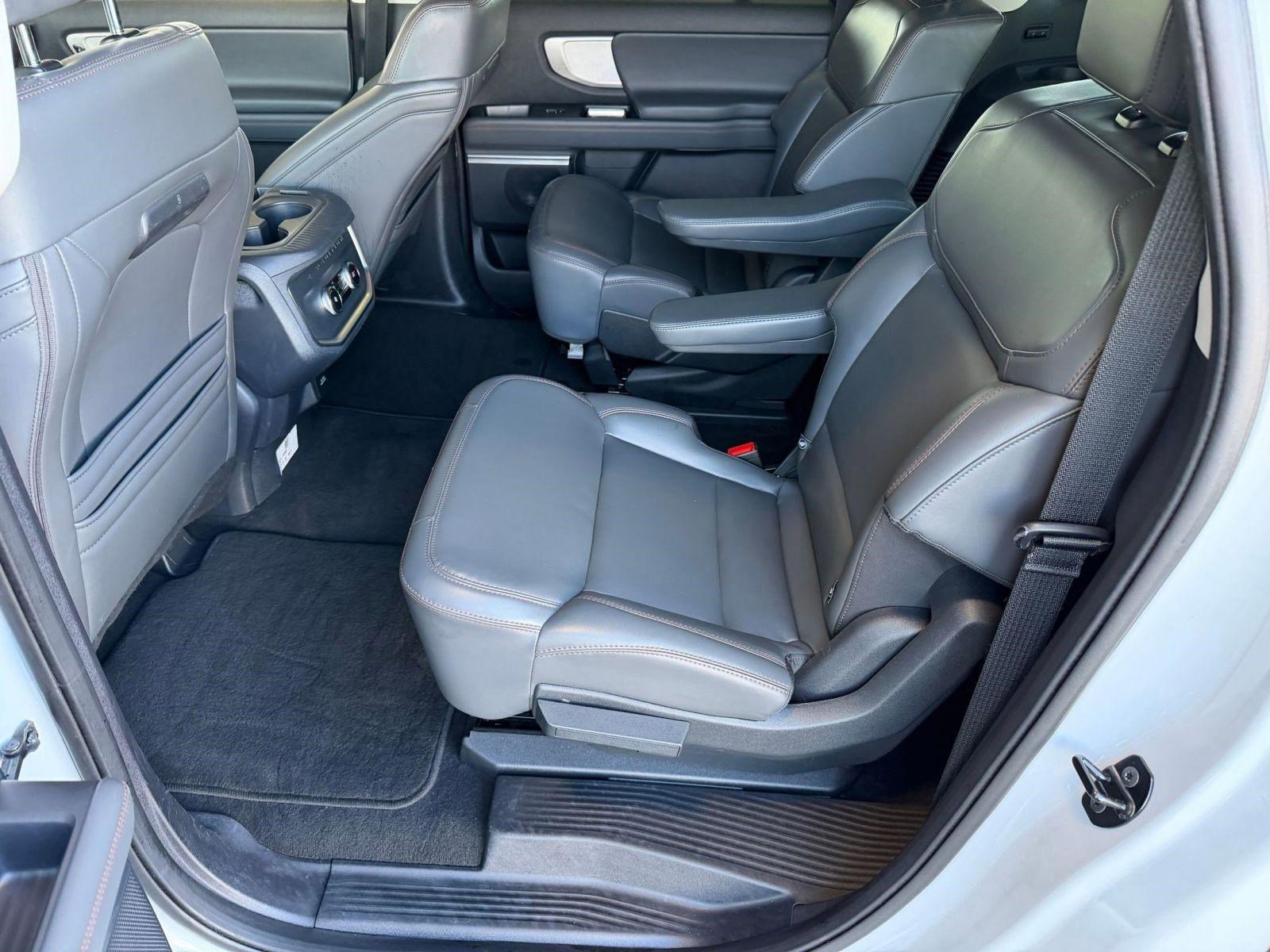 Certified 2025 Ford Expedition Max Active image 13