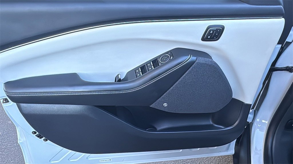 Certified 2022 Ford Mustang Mach-E Premium image 19