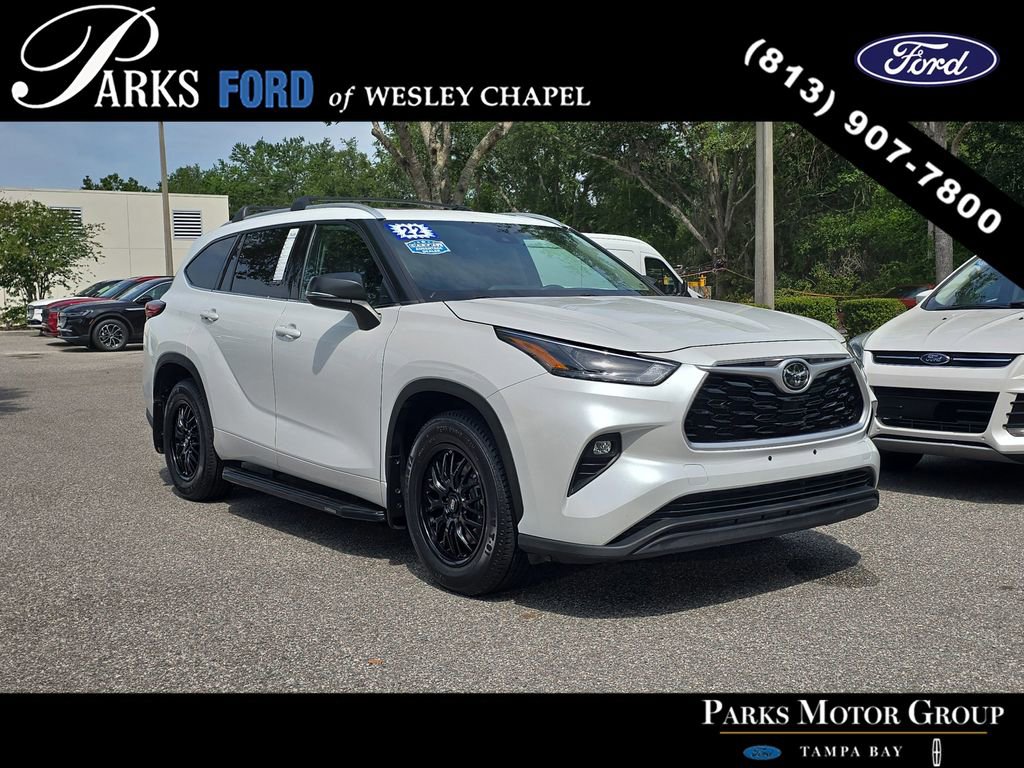 Used 2022 Toyota Highlander XLE