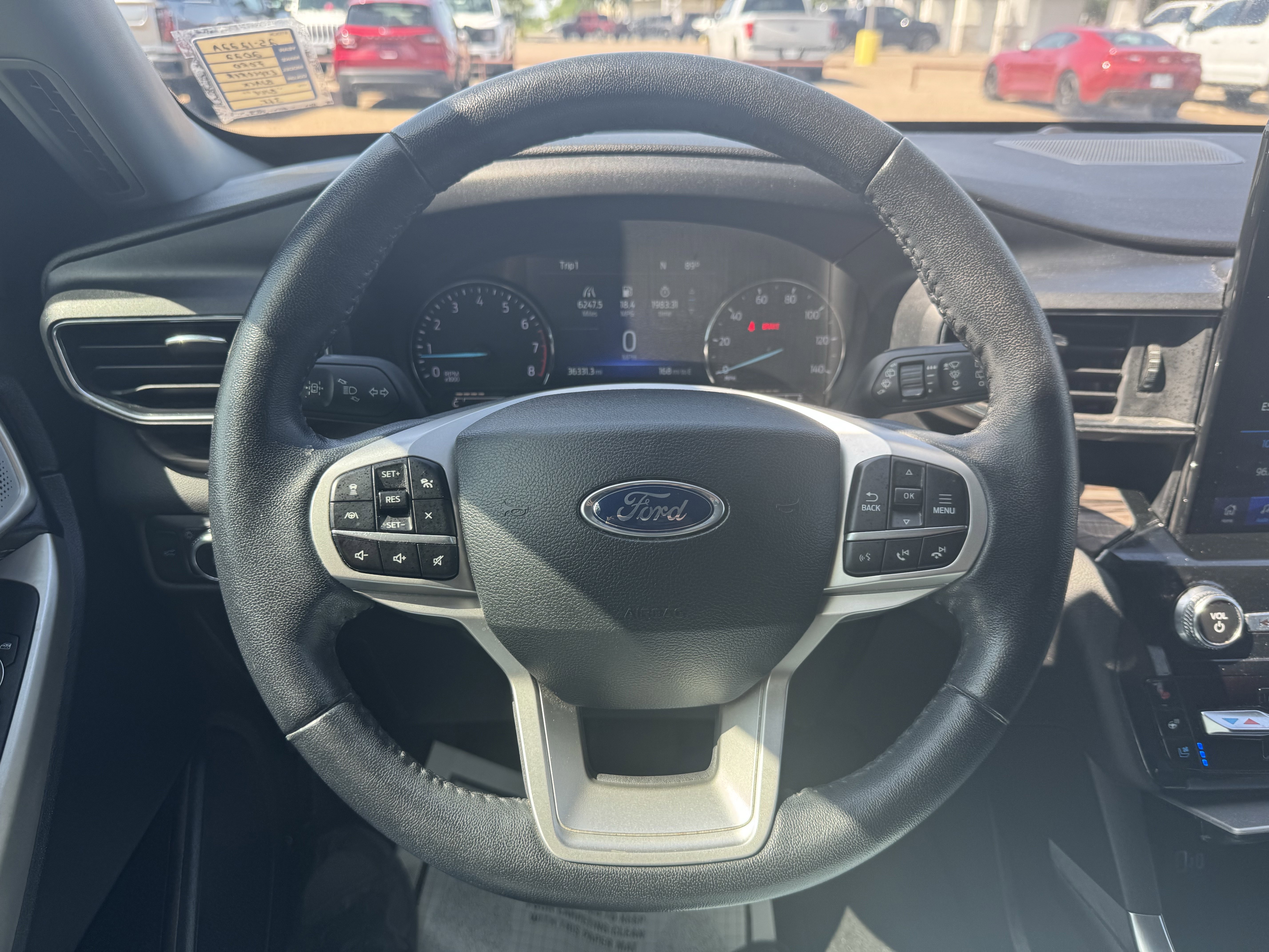 Certified 2022 Ford Explorer Limited w/ Limited Technology Package RWD image 8