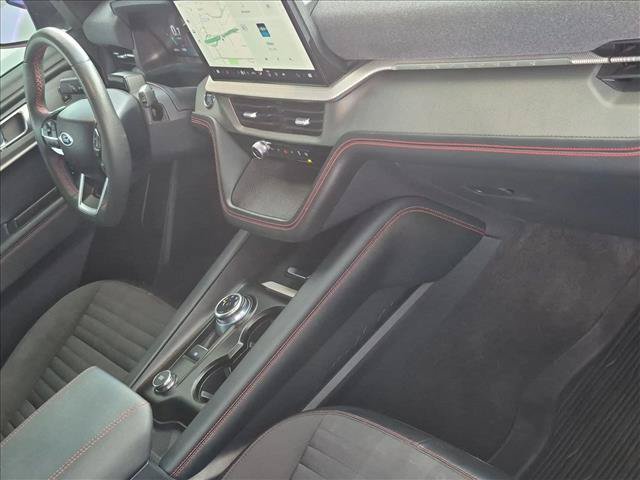 Certified 2025 Ford Explorer ST-Line RWD image 22