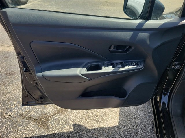 Used 2025 Nissan Versa S image 13