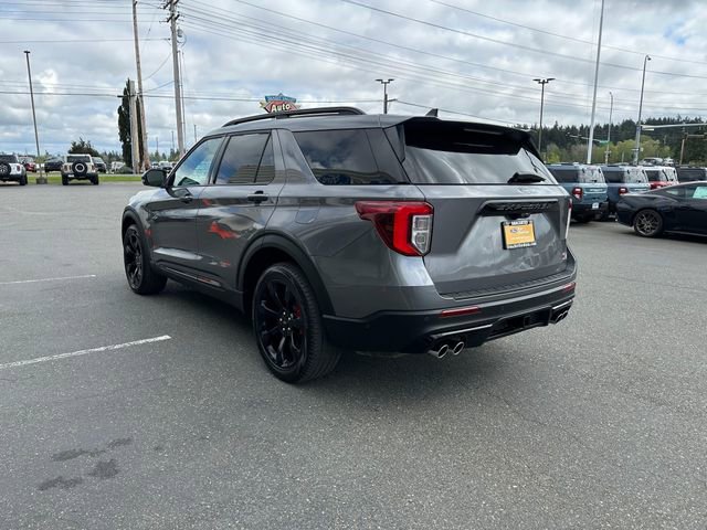 Certified 2023 Ford Explorer ST w/ Technology Package AWD/4WD image 4