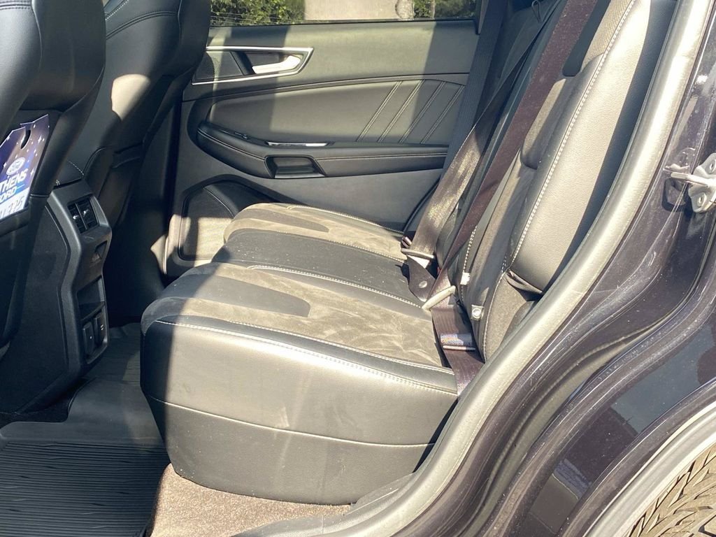 Certified 2019 Ford Edge ST w/ Equipment Group 401A AWD/4WD image 15