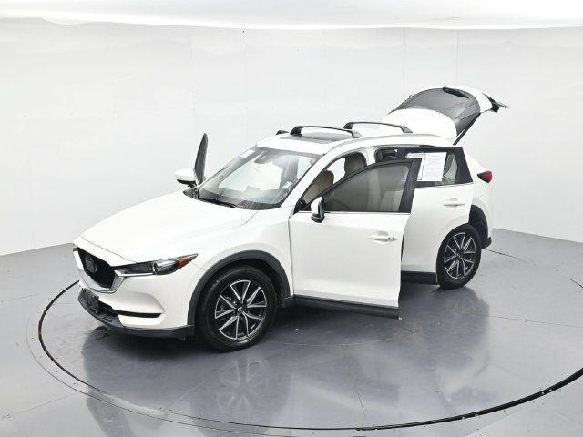 Used 2018 MAZDA CX-5 Touring w/ Preferred Equipment Package FWD image 50