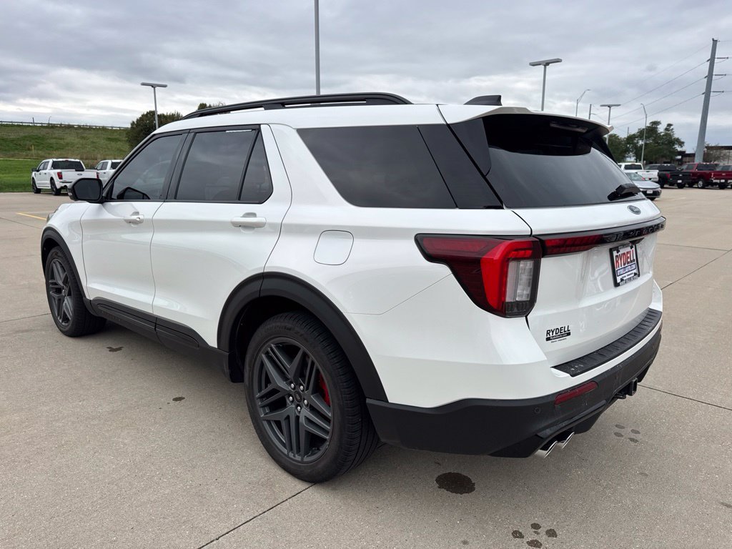 Certified 2025 Ford Explorer ST AWD/4WD image 26