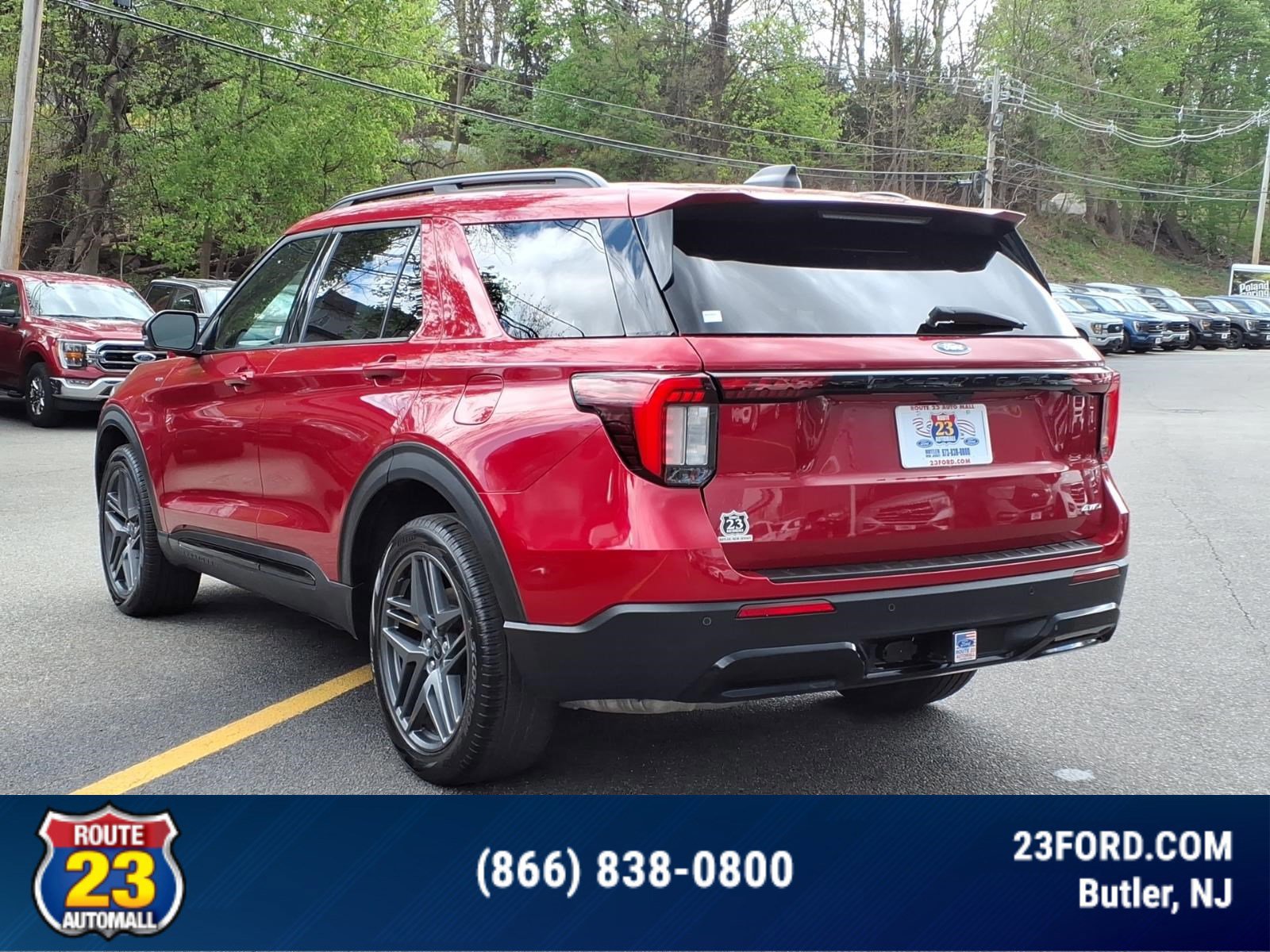 Certified 2025 Ford Explorer ST-Line w/ Premium Package AWD/4WD image 2