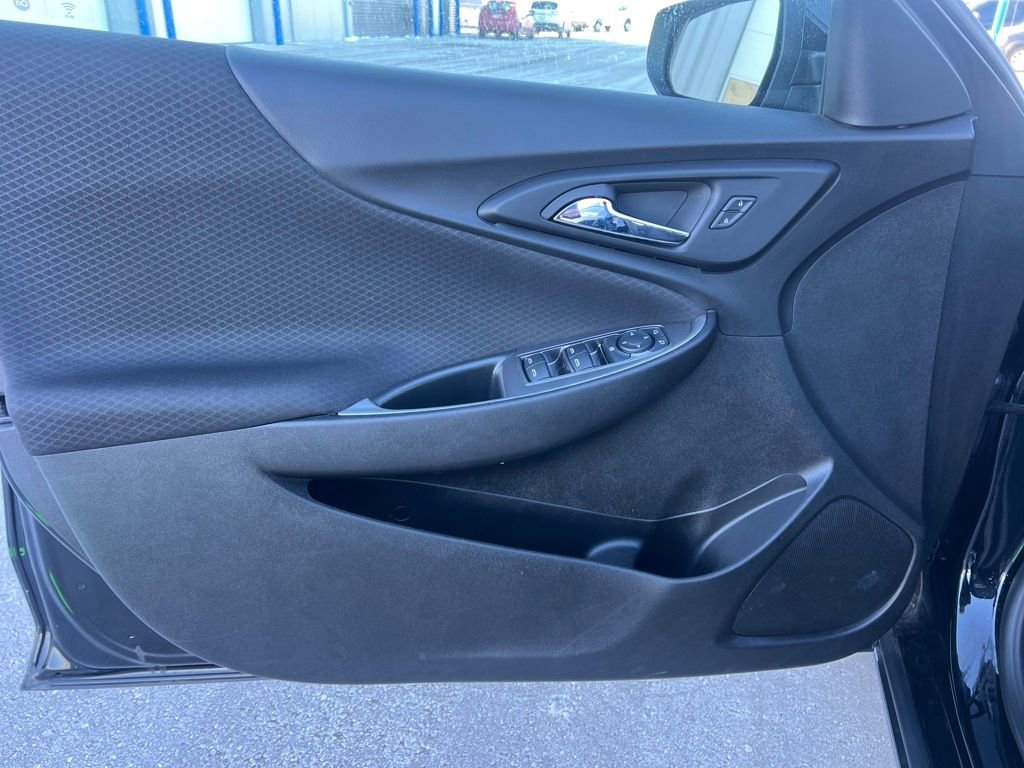 Used 2023 Chevrolet Malibu LT image 12