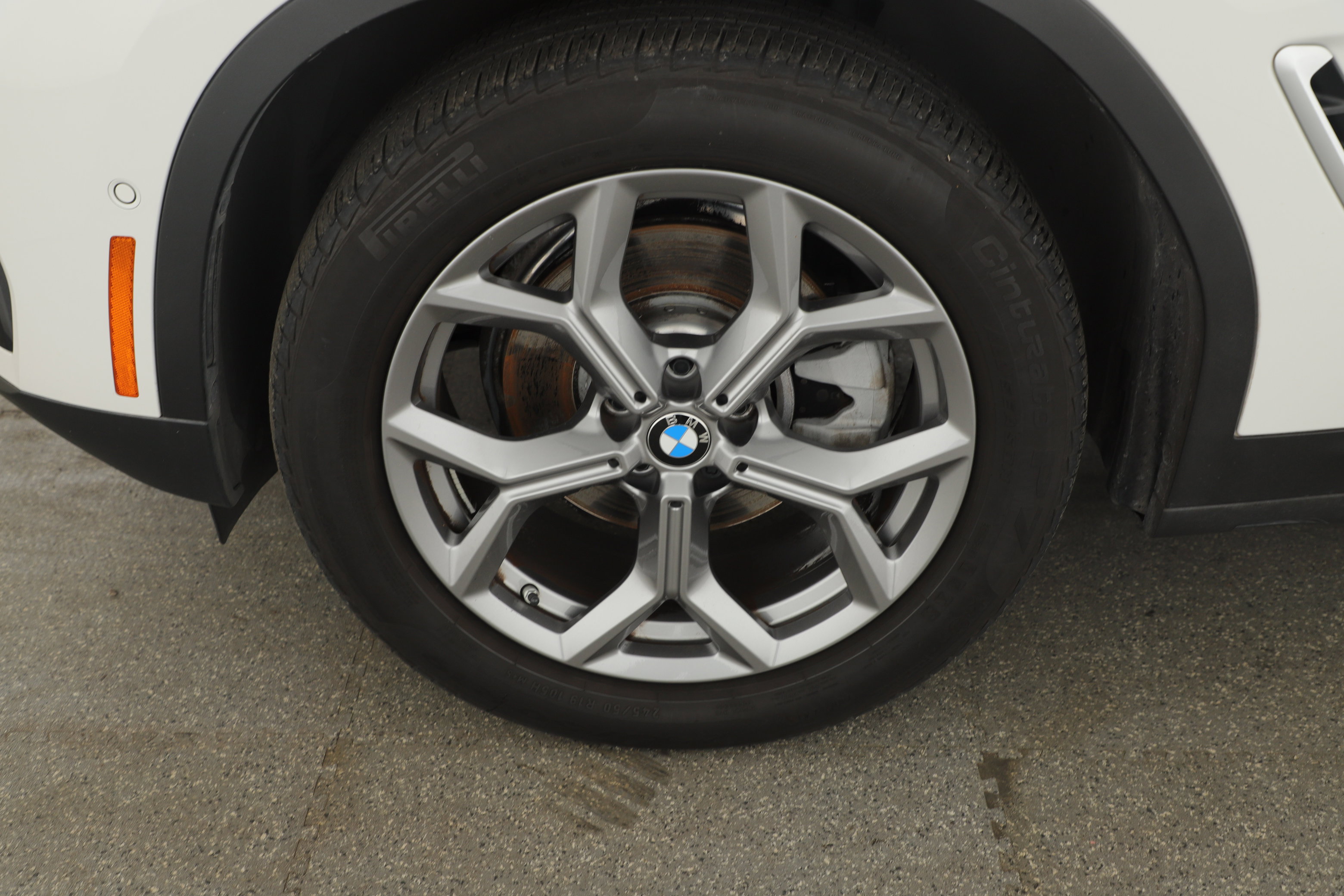 Used 2024 BMW X3 sDrive30i w/ Convenience Package RWD image 7