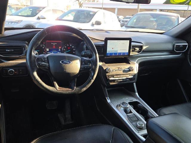 Certified 2020 Ford Explorer XLT w/ Equipment Group 202A image 19