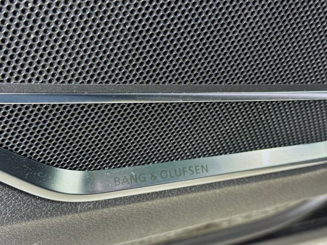 Used 2020 Audi Q3 2.0T Premium Plus w/ Premium Plus Package image 23