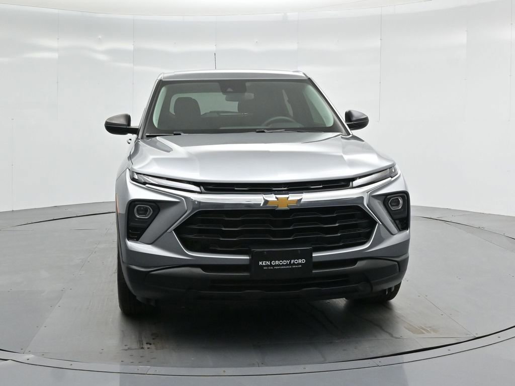 Used 2024 Chevrolet TrailBlazer LS image 31