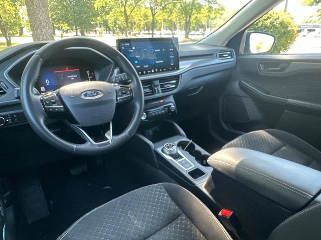 Certified 2023 Ford Escape Active w/ Tech Pack #1 AWD/4WD image 3