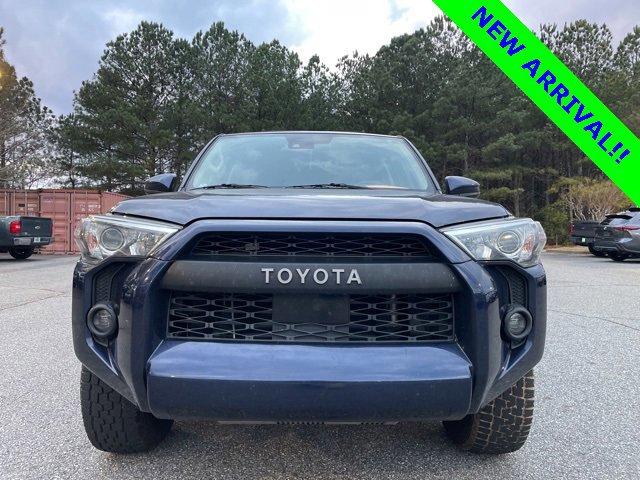 Used 2020 Toyota 4Runner SR5 image 5