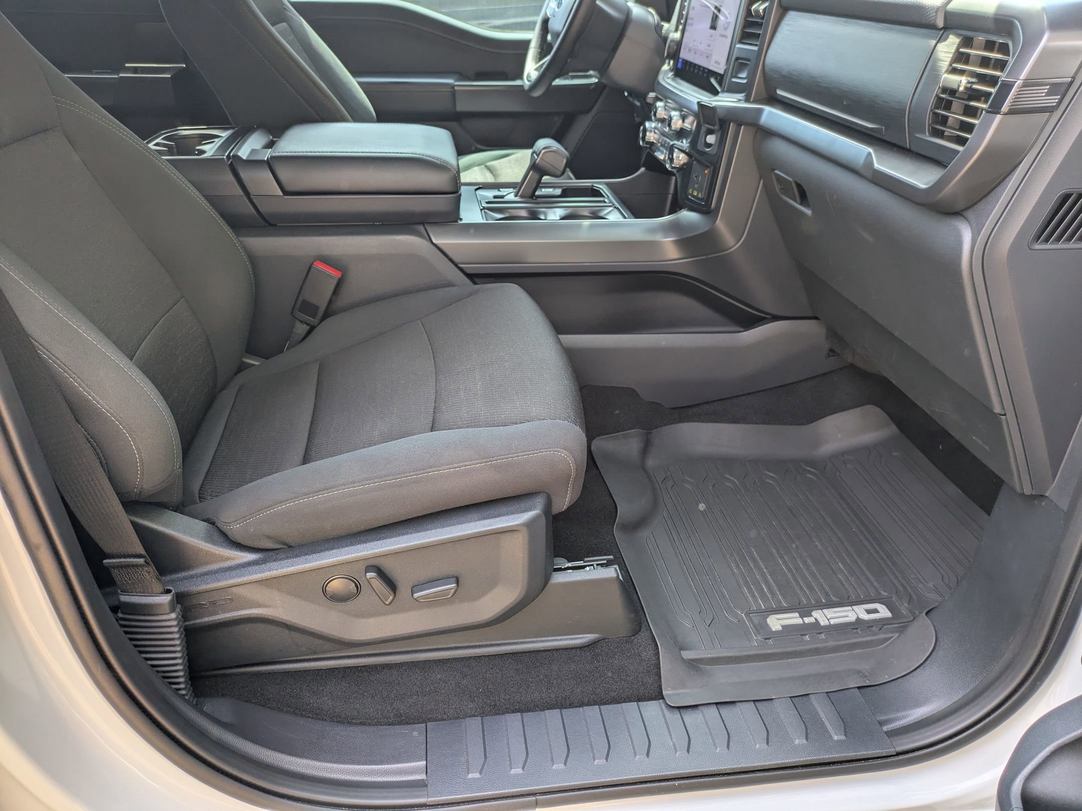 Certified 2024 Ford F150 XLT w/ Equipment Group 302A MID image 37