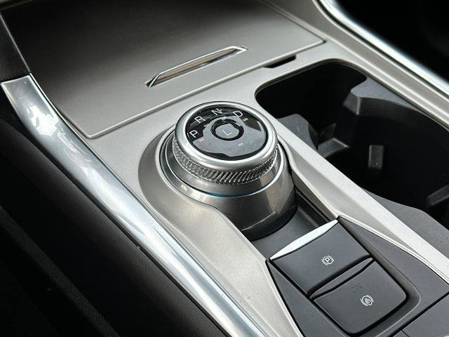 Certified 2022 Ford Explorer XLT w/ Equipment Group 202A image 21