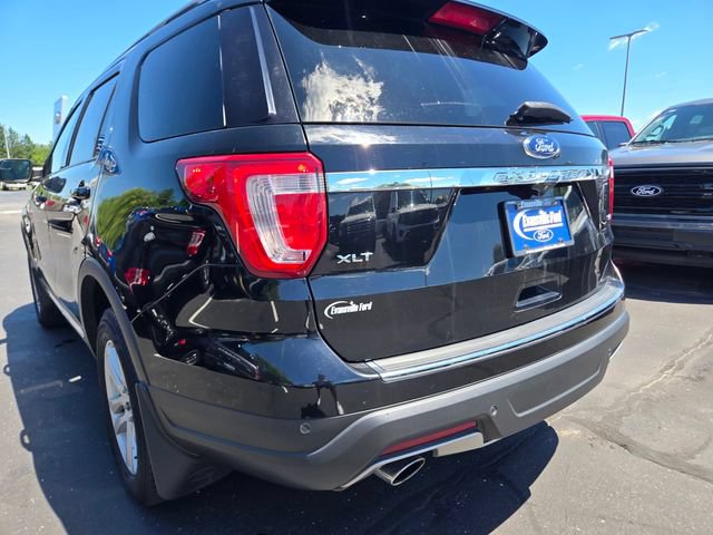 Certified 2018 Ford Explorer XLT w/ Equipment Group 202A AWD/4WD image 39
