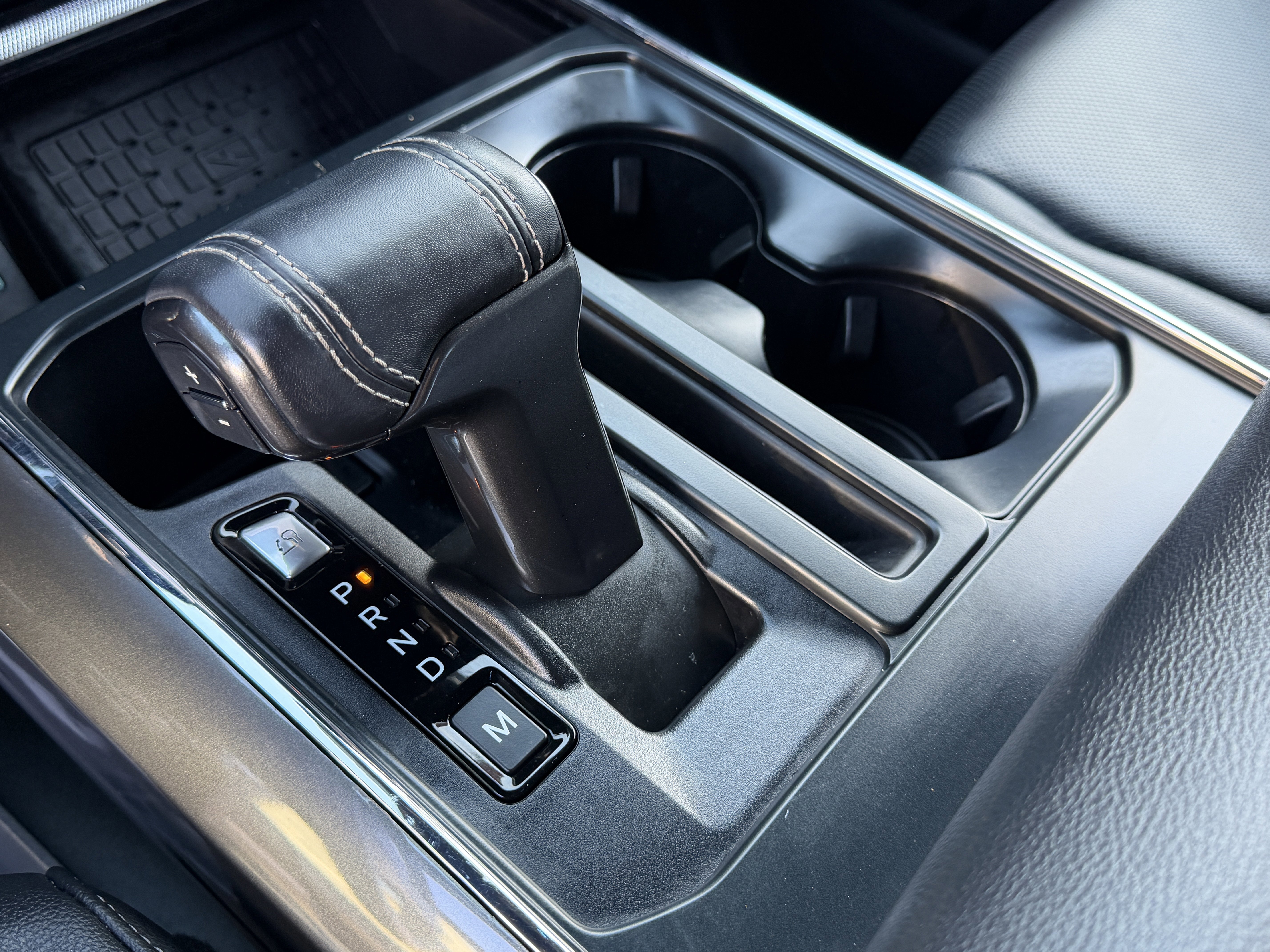 Certified 2023 Ford F150 Lariat w/ Equipment Group 502A High image 19