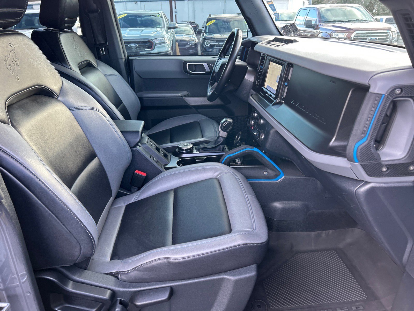 Certified 2022 Ford Bronco Black Diamond image 18