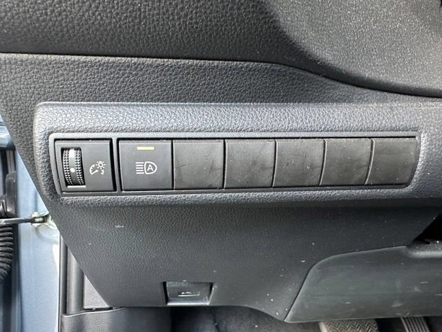 Used 2022 Toyota Corolla LE FWD image 22